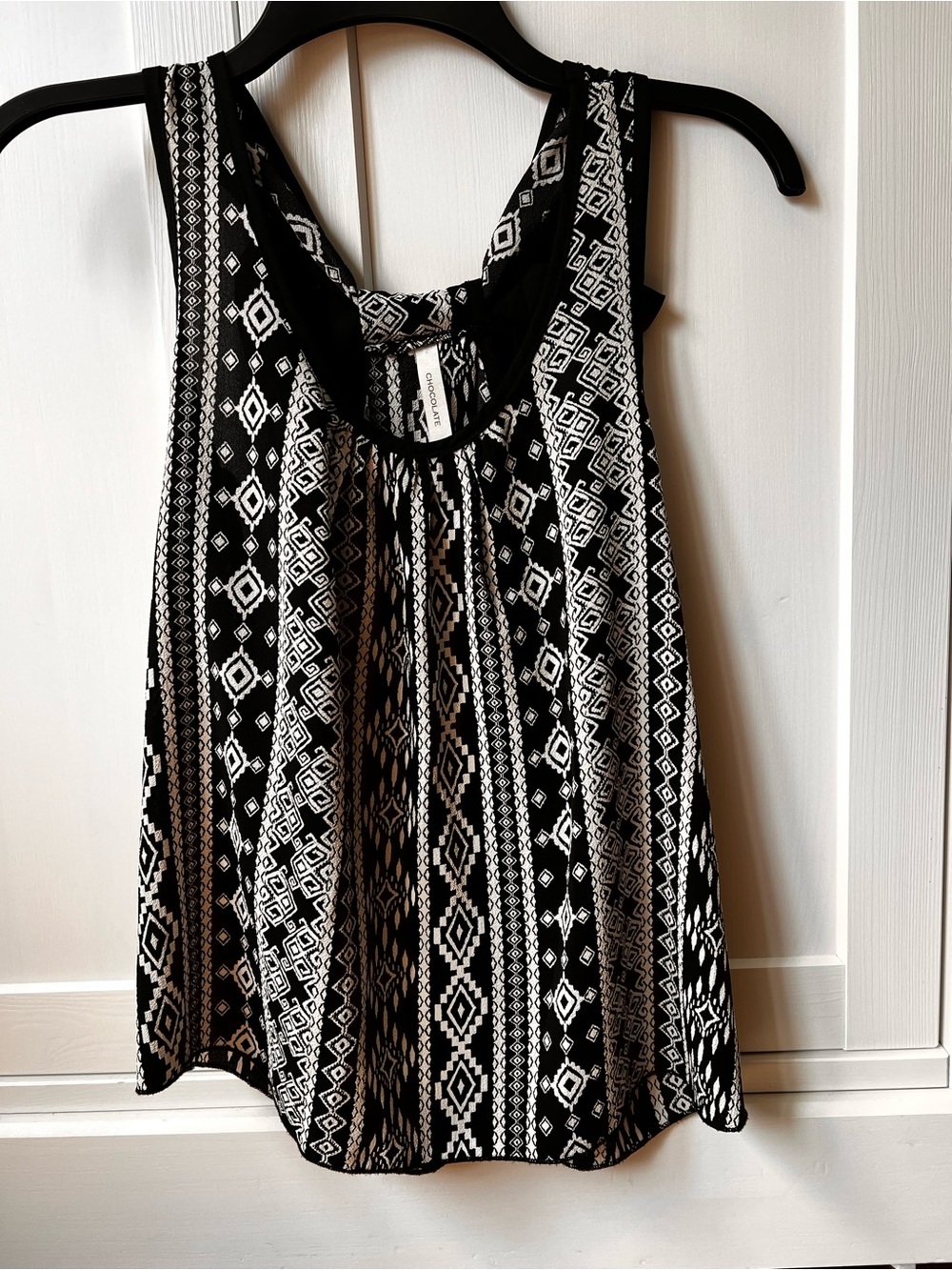 Women’s Geometric Print + Bow Detail on Fly away Back